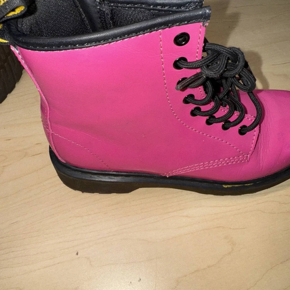 Dr Doc Martens Little Girls Hot Pink Boots Size 2Y